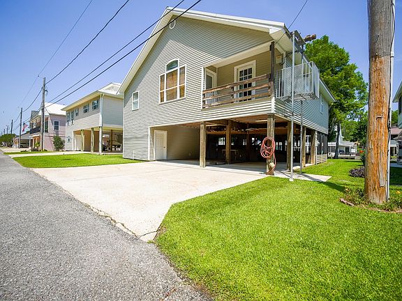 2nd image of 239 Eagle Point Dr