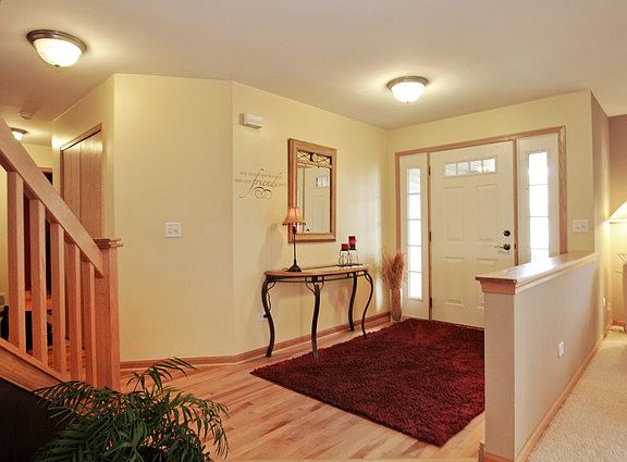 2nd image of 25384 Shannon Dr