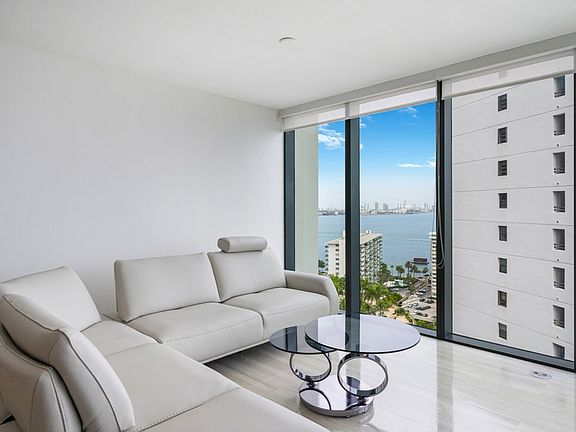 4th image of 1451 Brickell Ave Unit 2003