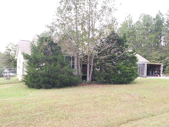 2nd image of 295 Town Creek Dr NE