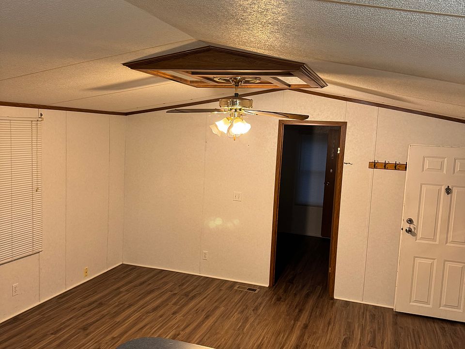 1st image of 143 Caballo Dr
