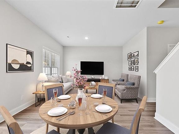 3rd image of 4196 Emmas Way