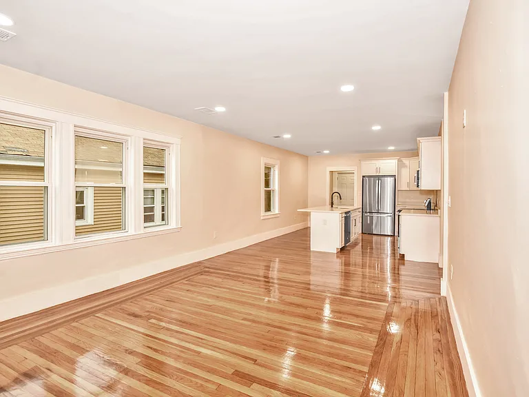 30-32 Westmore Rd #2 — Photo 10