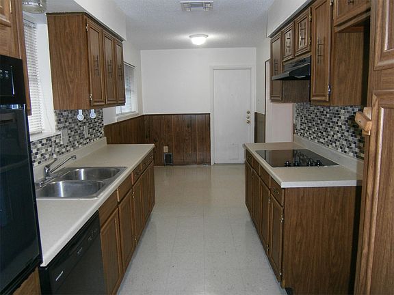 4th image of 3614 Tripoli Dr
