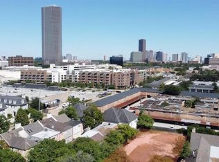 2113 Nantucket Dr, Houston, TX 77057