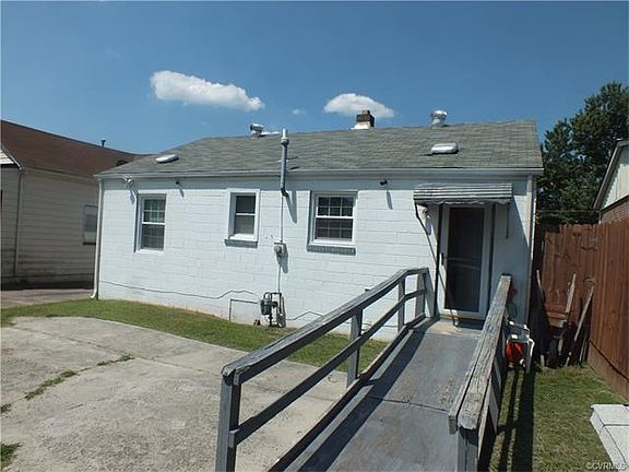 3rd image of 1119 High Pearl St