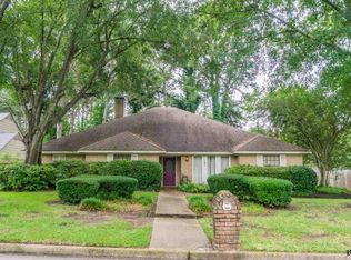 821 Shelley Dr, Tyler, TX 75701