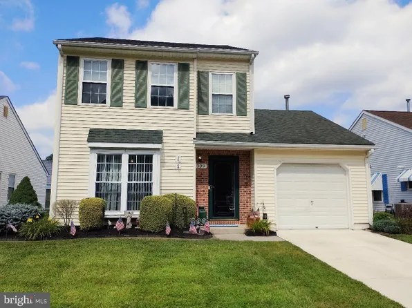 309 Martinique Dr, Williamstown, NJ 08094
