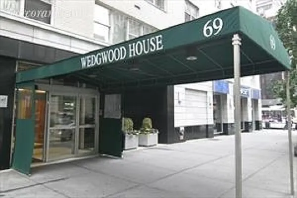 Sold by Citi Habitats | media 19