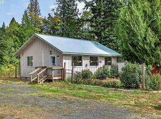 92 Bunker Keys Rd, Cook, WA 98605