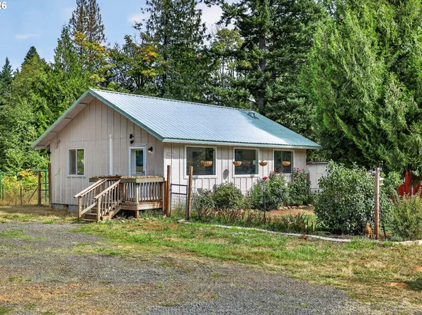 92 Bunker Keys Rd, Cook, WA 98605