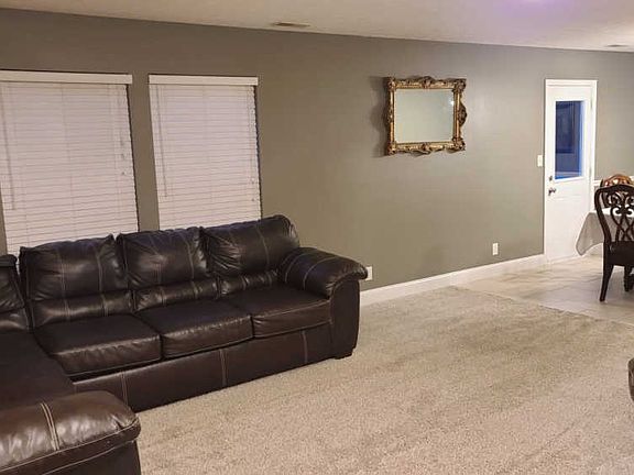 4th image of 5707 N Bluegrass Cir