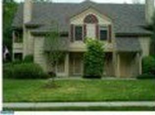 402 Chester Ct, Helmetta, NJ 08828