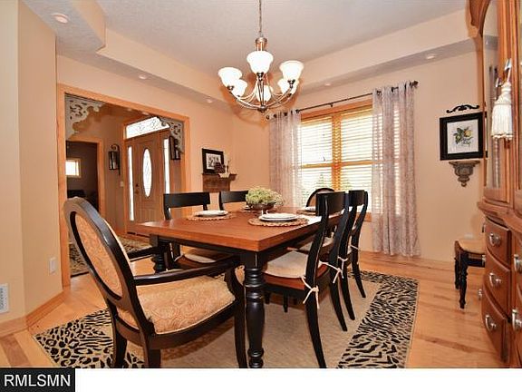 5th image of 15860 Saint Andrews Ln