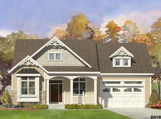 16 Galleon Dr, Malta, NY 12020