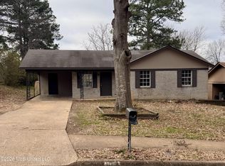 1767 Northfield Dr, Southaven, MS 38671
