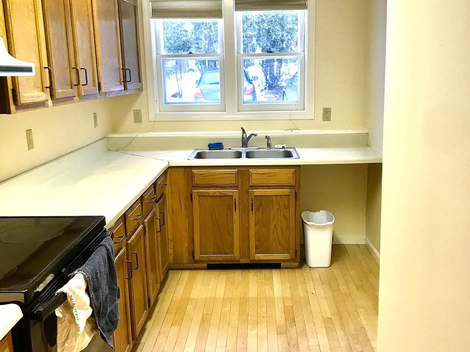 2nd image of 1 N Franklin St APT 1