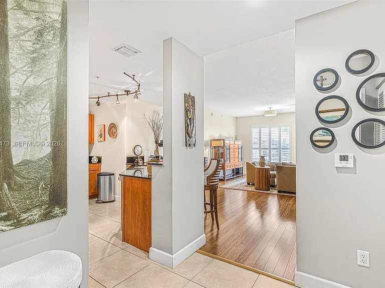 8395 SW 73rd Ave #710 — Photo 7