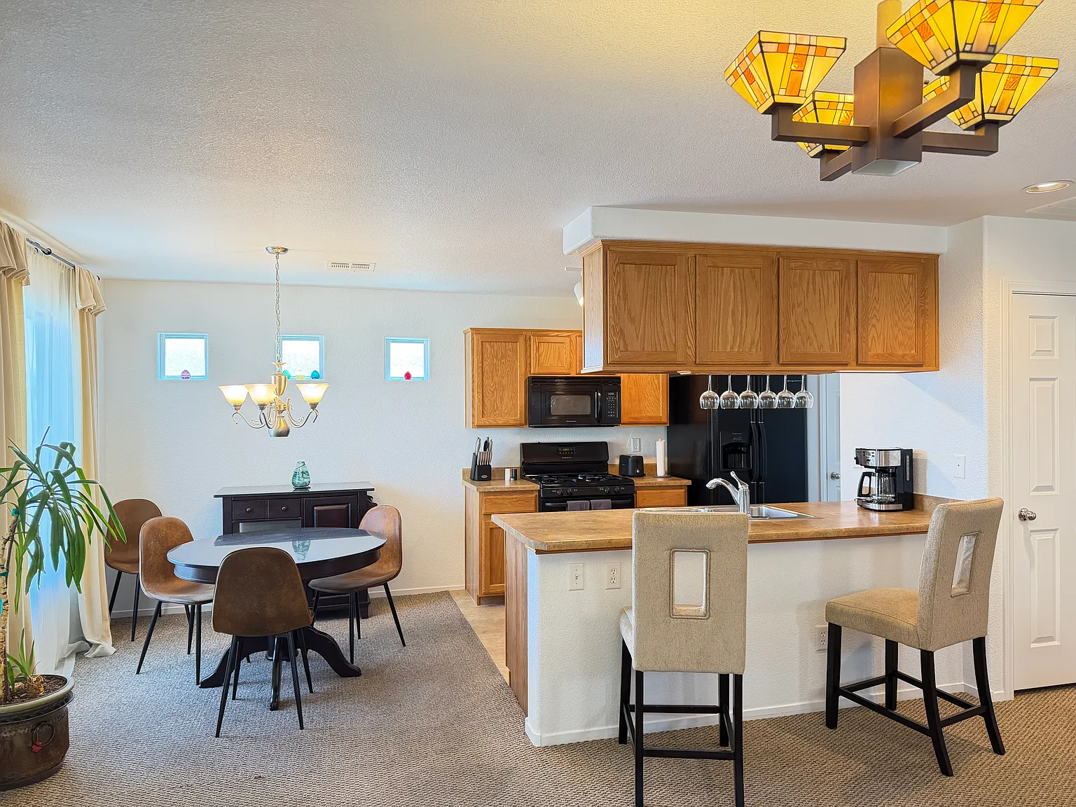 2 bed, 2.5 bath, 1452 sqft, $2,250 — Photo 3