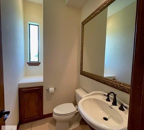 3rd image of 423 Palm Valley Cir