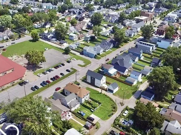 233 Iowa St, Indianapolis, IN 46225