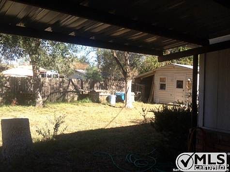 5th image of 1026 Oakcrest Dr