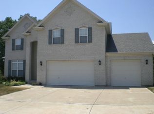 112 Stone Oaks Dr, Arnold, MO 63010