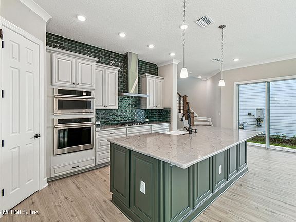5th image of 1001 CAIDEN Drive