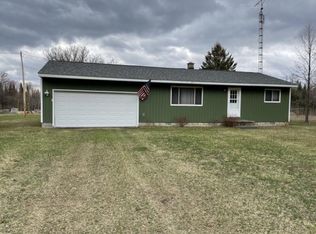 9691 Hall Rd, Atlanta, MI 49709