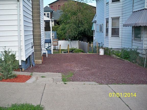 98 HILLSIDE DRIVEWAY