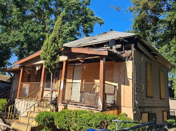 210 E 5th St, Stockton, CA 95206