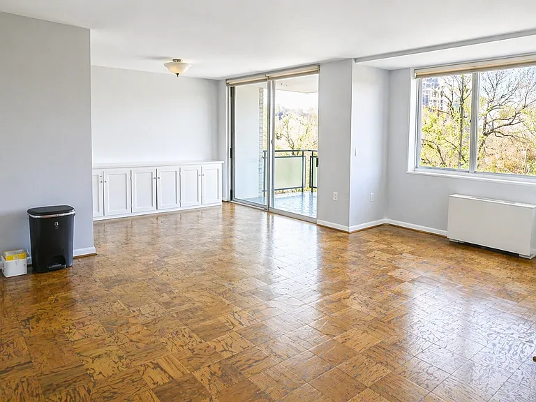10500 Rockville Pike #415 — Photo 9
