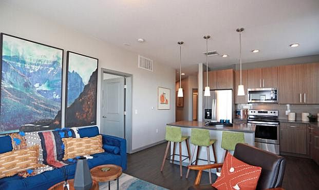 1st image of 2147 Tremont Pl #402