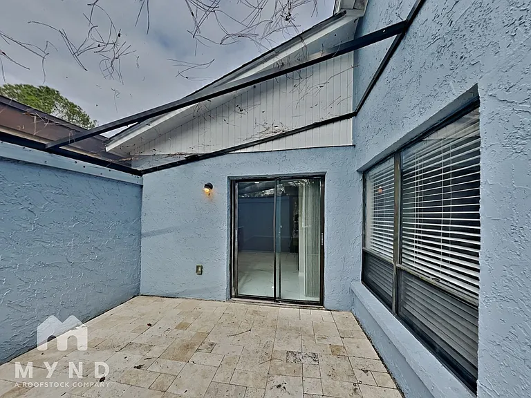 1960 Gregory Dr — Photo 14