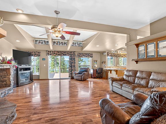 4th image of 1601 Silver Queen Rd #A