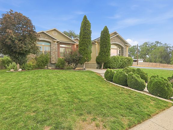 2nd image of 8612 S Terra Pointe Way