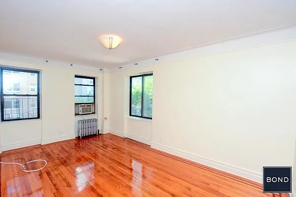 Rented by Bond New York | media 1