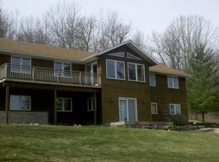 40487 569th St, Mazeppa, MN 55956