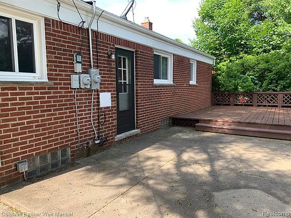 2nd image of 28984 Minton St