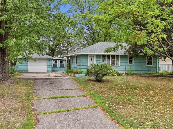 8680 Granada Ave S, Cottage Grove, MN 55016