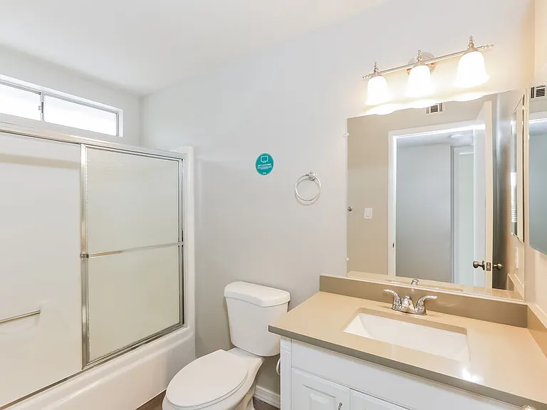 2633 W Monte Ave — Photo 14