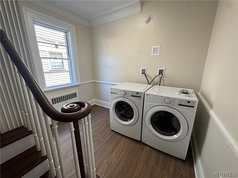 77 W Humboldt Pkwy #B — Photo 27