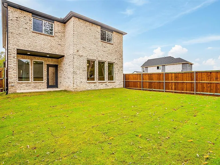 4525 Hogans Alley Dr — Photo 28