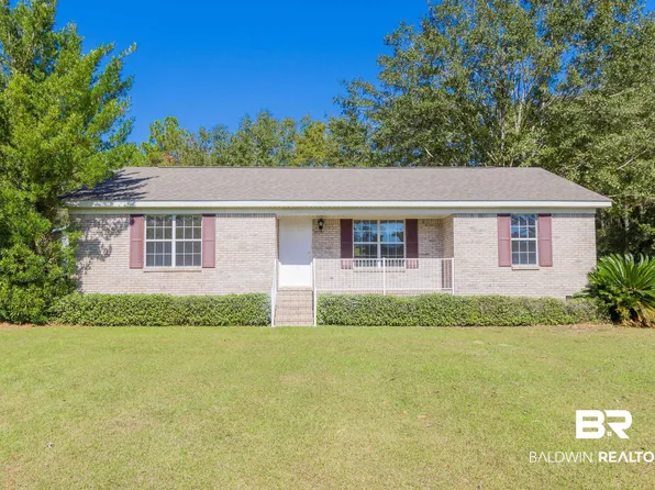 7450 Leandras Ln, Walnut Hill, FL 32568