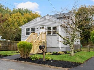 11 Saint Claire Ave, Warwick, RI 02889
