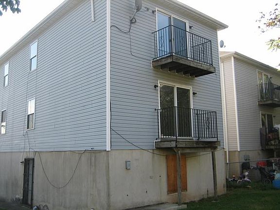 2nd image of 83 Chadwick Ave