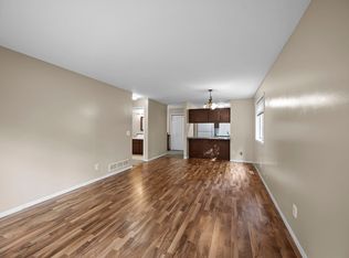 5535 Lindsay St, Golden Valley, MN 55422