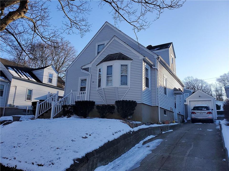 1st image of 20 Lincoln Ave