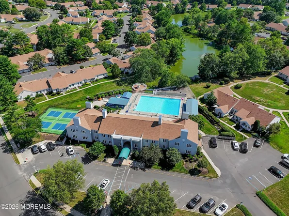 136 Rigi Strasse #C, Freehold, NJ 07728