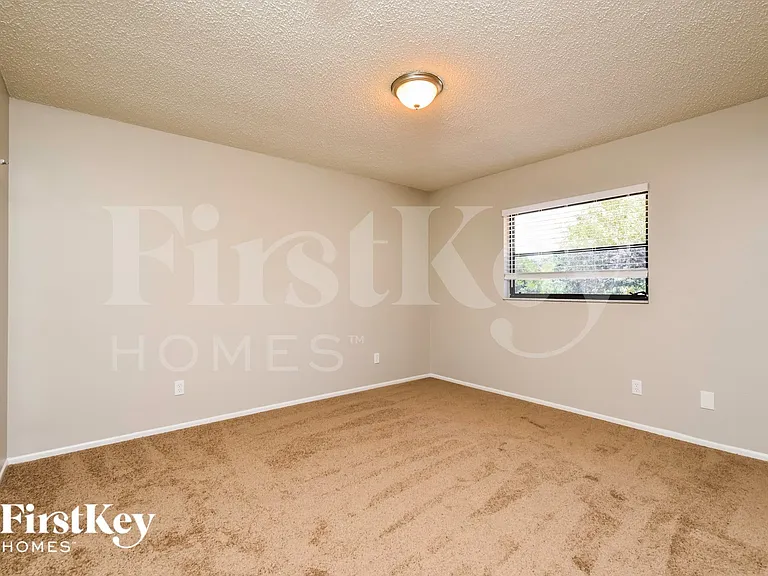 1000 Vega Ave NW — Photo 13